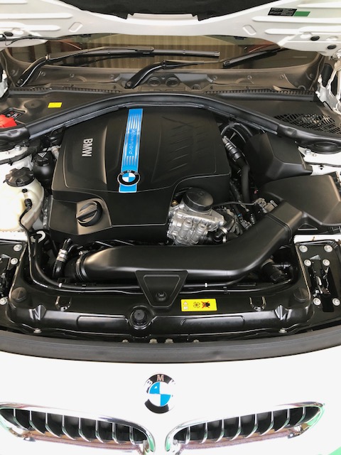 60％OFF】 USパーツ取り扱い専門店 USDMエンジンカバー BMW 135i 335 GT xDrive 740LI ActiveHybrid  3,5,7のエンジンバルブカバー